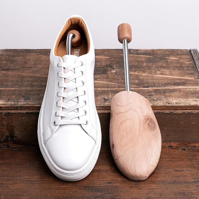 Cobbler’s Choice Cedar Travel Shoe Tree – Lightweight Travel Design