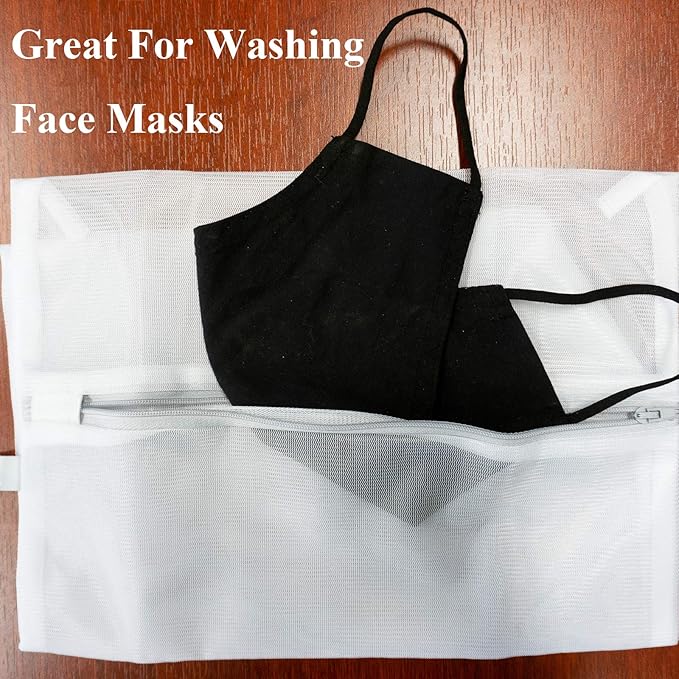 4 Pack - HUJI Micro Mesh Laundry Bags Lingerie Bra Underwear with Secure Zipper Great For Washing Face Masks Perfect For Family And Friends (2 Medium & 2 Large)