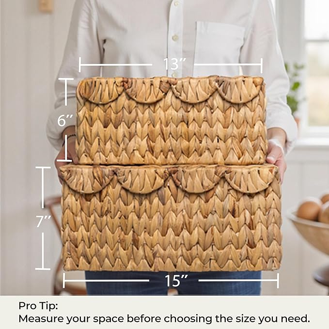 StorageWorks Wicker Basket with Scalloped Edge Lid, Handwoven Water Hyacinth Baskets for Bedroom, Living Room, 13" L x 9 ½" W x 6" H