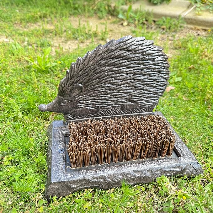 Rust Brown Cast Iron Hedgehog Shoe Brush - 6.6 Inch Height with Heavy Duty Bristles, Decorative Home Accessory for Shoe Cleaning HC3101