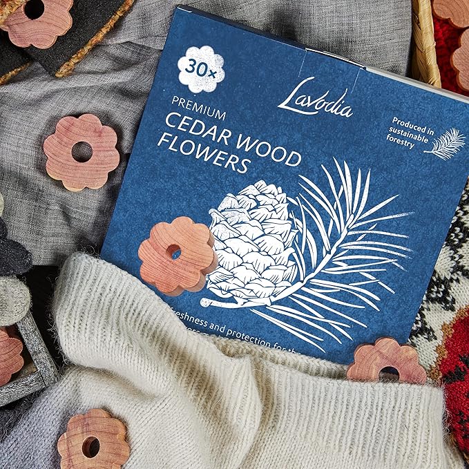 Cedar Wood Closet Freshener for Clothes Hangers, 30 Wooden Flowers for Wardrobe Closet - Cedarwood Hangers - Wood Ring Pack - Clothes Refresher - Cedar for Drawers and Closets